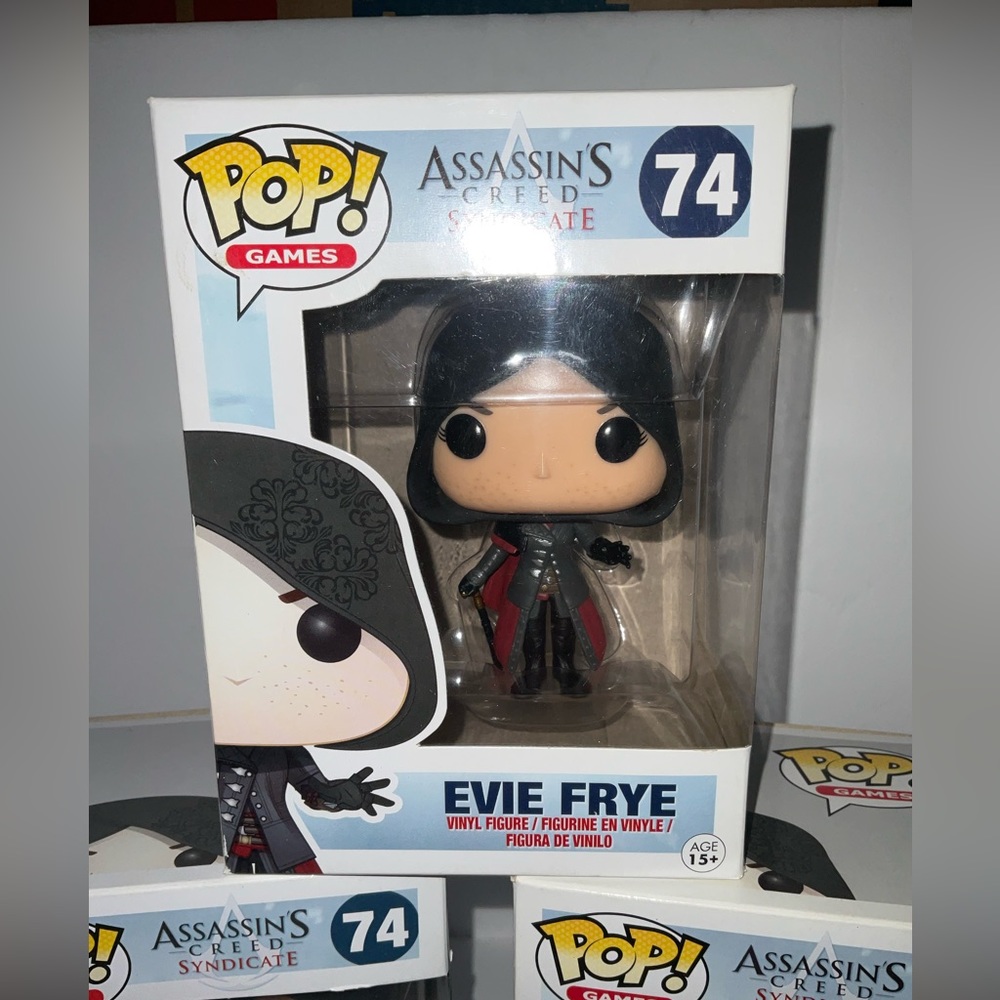 FUNKO ASSASSINS CREED EVIE FRYE VAULTED NIB PRICE FIRM